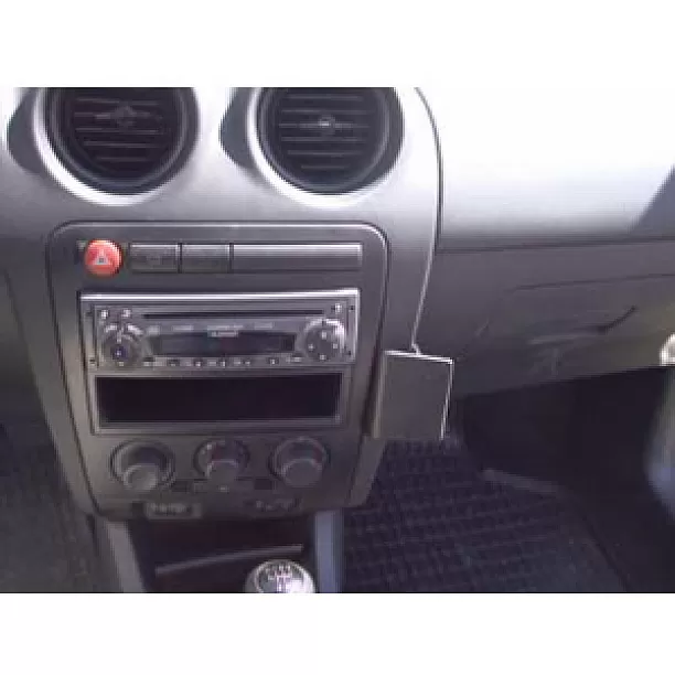 Houder - Brodit ProClip - Seat Cordoba 2003-2009 - Seat Ibiza 2002-2008 Angled mount Houder - Brodit ProClip - Seat Cordoba 2003-2009 - Seat Ibiza 2002-2008 Angled mount
