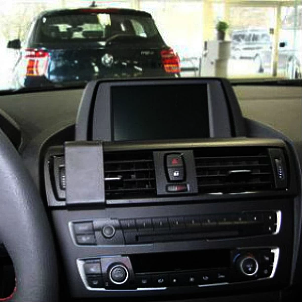 Houder - Brodit ProClip - BMW 1-Serie F20,F21 2012-2017- 2-Serie F22,F23 2013-2017 Center mount Houder - Brodit ProClip - BMW 1-Serie F20,F21 2012-2017- 2-Serie F22,F23 2013-2017 Center mount