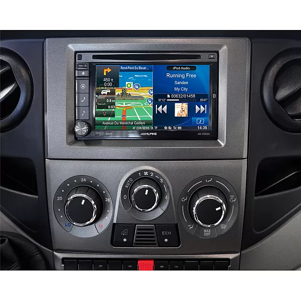 2-DIN Paneel Iveco 2006-2014 - Kleur: Donker Grijs 2-DIN Paneel Iveco 2006-2014 - Kleur: Donker Grijs
