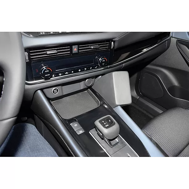 Houder - Kuda Nissan Qashqai 2021-2024 Kleur: Zwart Houder - Kuda Nissan Qashqai 2021-2024 Kleur: Zwart