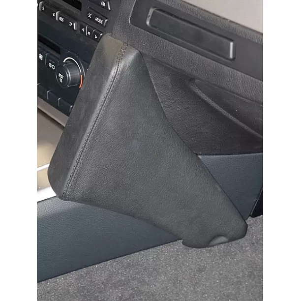 Houder - Kuda BMW 3-Serie (E90) 06/2004 - 02/2012 Kleur: Zwart Houder - Kuda BMW 3-Serie (E90) 06/2004 - 02/2012 Kleur: Zwart