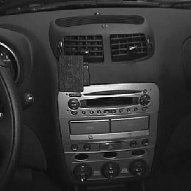 Houder - Brodit ProClip - Alfa Romeo 147/ GT 2001-2011 Center mount Houder - Brodit ProClip - Alfa Romeo 147/ GT 2001-2011 Center mount