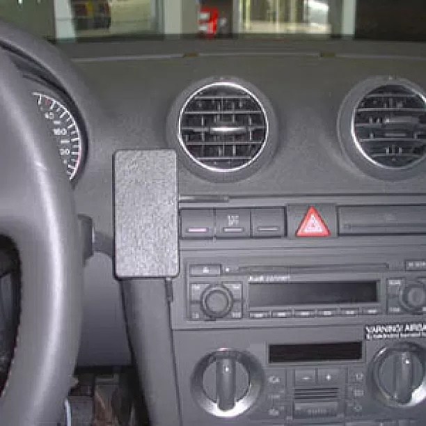 Houder - Brodit ProClip - Audi A3/S3 2003-2006 Center mount, Laag Houder - Brodit ProClip - Audi A3/S3 2003-2006 Center mount, Laag