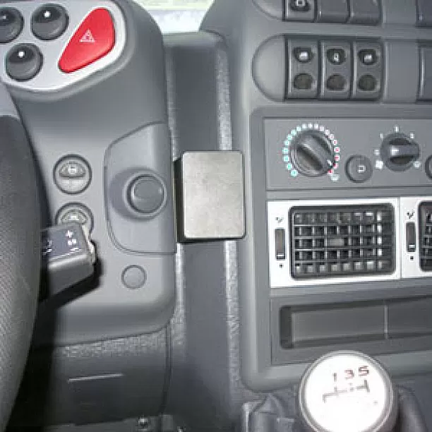 Houder - Brodit ProClip - Iveco Eurocargo 2005-2009 Center mount Houder - Brodit ProClip - Iveco Eurocargo 2005-2009 Center mount