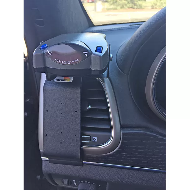 Houder - Brodit ProClip - Jeep Grand Cherokee 2011-2020 Left mount Houder - Brodit ProClip - Jeep Grand Cherokee 2011-2020 Left mount