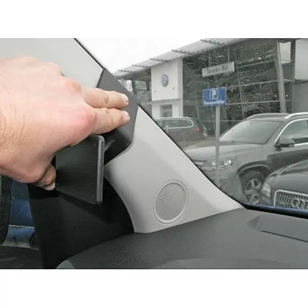 Houder - Brodit ProClip - Volkswagen Amarok 2017-2023 Left mount Houder - Brodit ProClip - Volkswagen Amarok 2017-2023 Left mount