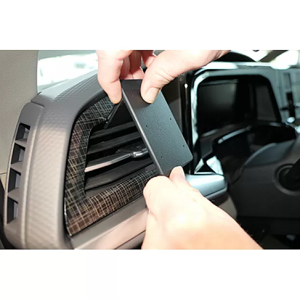 Houder - Brodit ProClip - Volkswagen T7 Multivan 2022-> Left mount