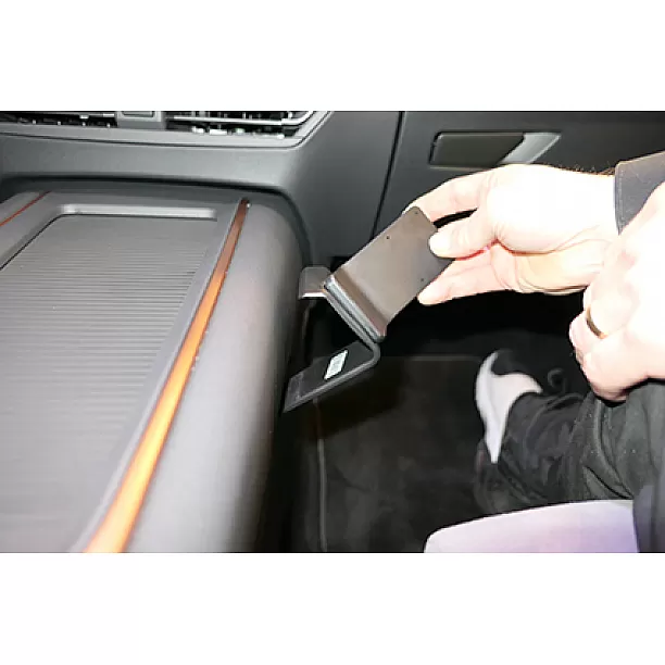 Houder - Brodit ProClip - Seat Born 2022-2024 / Cupra Born 2022-> Console mount Houder - Brodit ProClip - Seat Born 2022-2024 / Cupra Born 2022-> Console mount