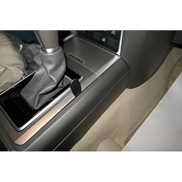 Houder - Brodit ProClip - Toyota LandCruiser 150/ Landcruiser Prado 2022-2023 Console mount Houder - Brodit ProClip - Toyota LandCruiser 150/ Landcruiser Prado 2022-2023 Console mount