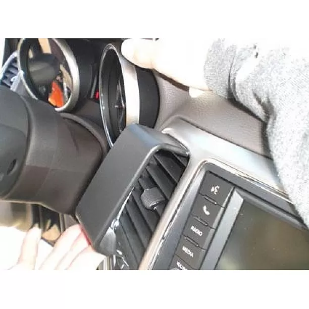 Houder - Brodit ProClip - Jeep Grand Cherokee 2011-2020 Center mount Houder - Brodit ProClip - Jeep Grand Cherokee 2011-2020 Center mount