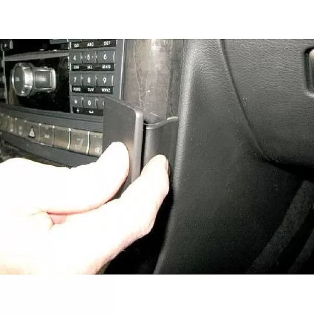Houder - Brodit ProClip - Mercedes Benz SLC-Klasse 2017-2023 / SLK-Klasse 2011-2019 Angled mount Houder - Brodit ProClip - Mercedes Benz SLC-Klasse 2017-2023 / SLK-Klasse 2011-2019 Angled mount