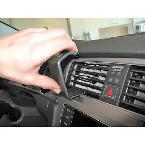 Houder - Brodit ProClip - Volkswagen Golf 7 / Variant/ Sportscombi 2013-2020 Alltrack 2017-2020 Center mount Houder - Brodit ProClip - Volkswagen Golf 7 / Variant/ Sportscombi 2013-2020 Alltrack 2017-2020 Center mount