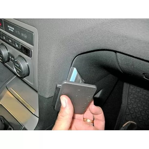 Houder - Brodit ProClip - Volkswagen Golf Sportsvan 2015-2021 Angled mount Houder - Brodit ProClip - Volkswagen Golf Sportsvan 2015-2021 Angled mount
