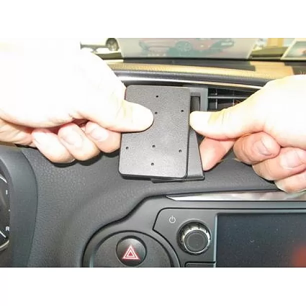 Houder - Brodit ProClip - Toyota Yaris 2015-2020 Center mount Houder - Brodit ProClip - Toyota Yaris 2015-2020 Center mount