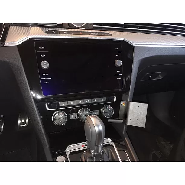 Houder - Brodit ProClip - Volkswagen Passat  / Passat Altrack 2015-2024 / Arteon 2017->  Angled mount