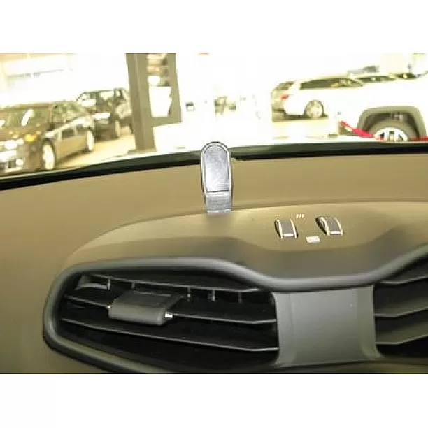 Houder - Brodit ProClip - Jeep Renegade 2015-2023 Center mount Houder - Brodit ProClip - Jeep Renegade 2015-2023 Center mount