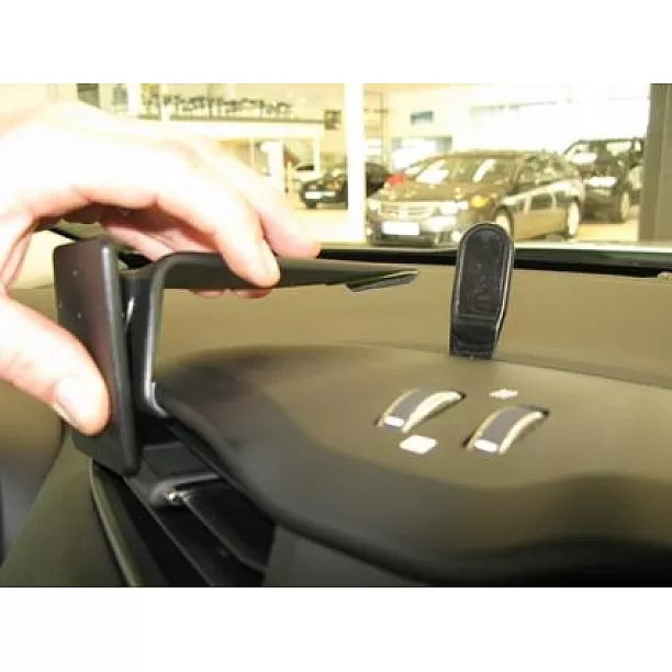 Houder - Brodit ProClip - Jeep Renegade 2015-2023 Center mount Houder - Brodit ProClip - Jeep Renegade 2015-2023 Center mount