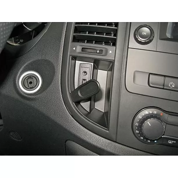 Houder - Brodit ProClip - Mercedes Benz Vito 2015-2023 Center mount (automatische transmissie)