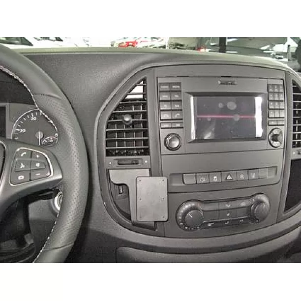 Houder - Brodit ProClip - Mercedes Benz Vito 2015-2023 Center mount (automatische transmissie)