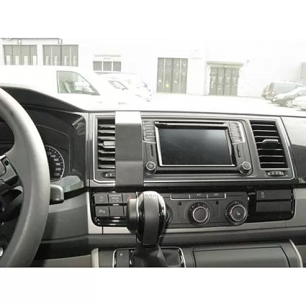 Houder - Brodit ProClip - Volkswagen T6 / Multivan 2016-2020 Center mount Houder - Brodit ProClip - Volkswagen T6 / Multivan 2016-2020 Center mount