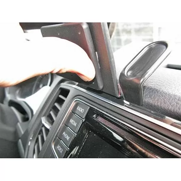 Houder - Brodit ProClip - Volkswagen Amarok 2017-2023 Center mount