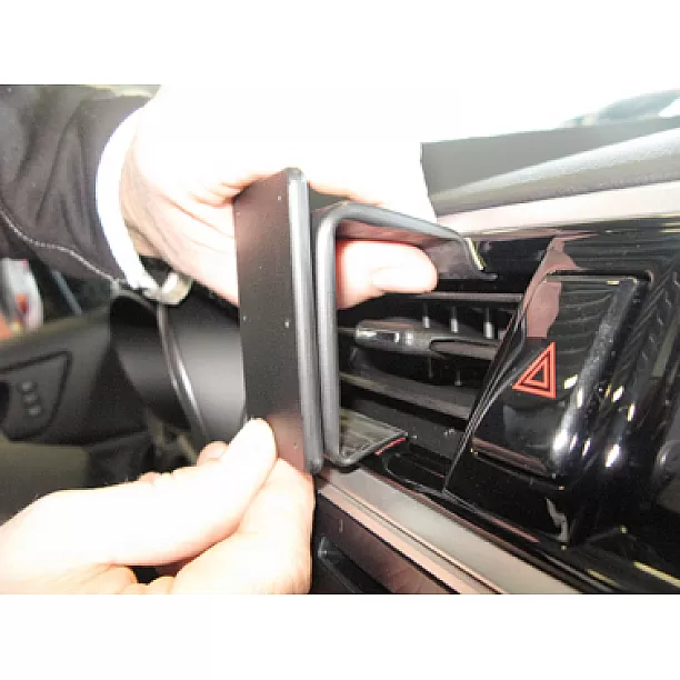 Houder - Brodit ProClip - Subaru Outback 2015-2020 Center mount Houder - Brodit ProClip - Subaru Outback 2015-2020 Center mount