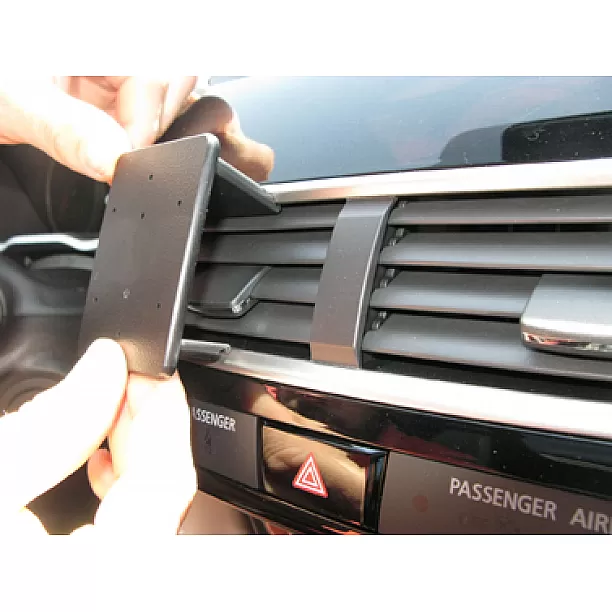 Houder - Brodit ProClip - Mitsubishi Eclipse Cross 2018-> Center mount Houder - Brodit ProClip - Mitsubishi Eclipse Cross 2018-> Center mount