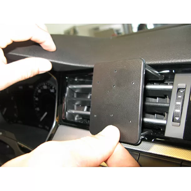 Houder - Brodit ProClip - Volkswagen Passat 2015-2023 / Arteon 2017-2020 Passat Alltrack 2016-> Center mount Houder - Brodit ProClip - Volkswagen Passat 2015-2023 / Arteon 2017-2020 Passat Alltrack 2016-> Center mount