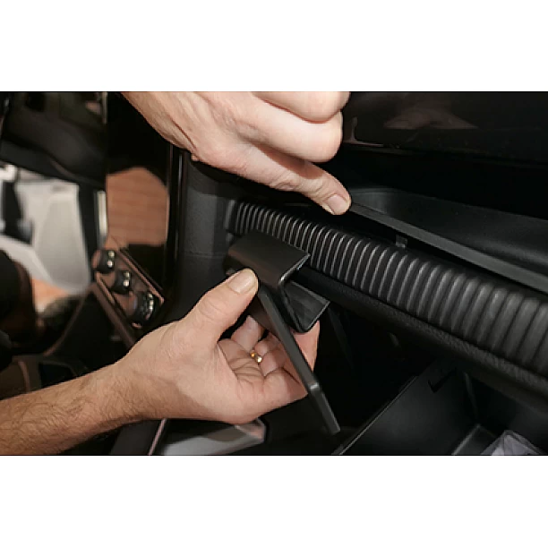 Houder - Brodit Proclip Ford Ranger 23- Angled mount-smaller tablets