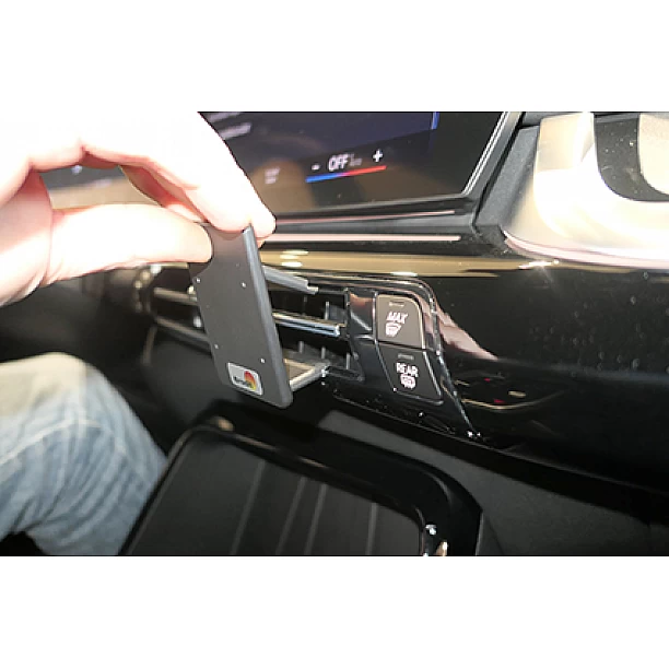 Houder - Brodit ProClip - BMW iX2/ X1 2023-> 2-Serie Active Tourer 2022->Console mount Houder - Brodit ProClip - BMW iX2/ X1 2023-> 2-Serie Active Tourer 2022->Console mount