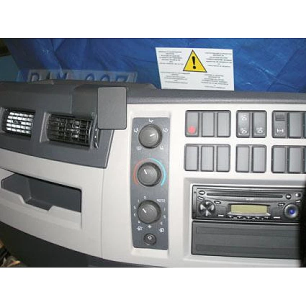 Houder - Brodit ProClip - Volvo FE Serie /FL Serie 2007-> Angled mount Houder - Brodit ProClip - Volvo FE Serie /FL Serie 2007-> Angled mount