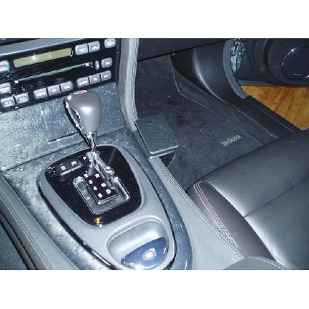 Houder - Brodit ProClip - Jaguar XJ 2003-2009 Console mount Houder - Brodit ProClip - Jaguar XJ 2003-2009 Console mount