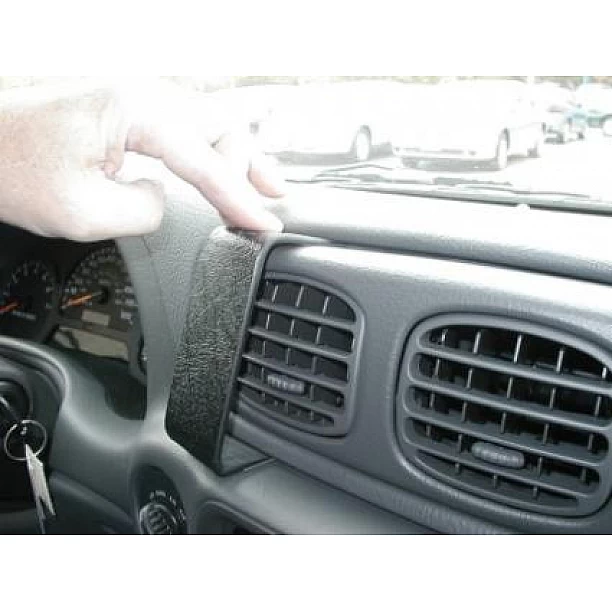 Houder - Brodit ProClip - Chevrolet Trail Blazer 2002-2009 Center mount Houder - Brodit ProClip - Chevrolet Trail Blazer 2002-2009 Center mount