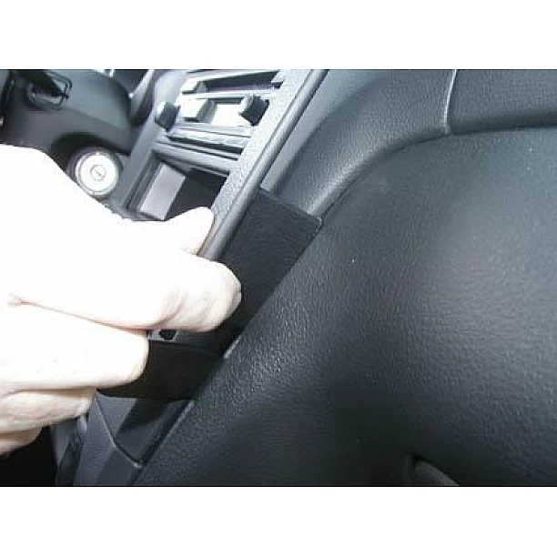 Houder - Brodit ProClip - Mitsubishi Outlander 2003-2006 Angled mount Houder - Brodit ProClip - Mitsubishi Outlander 2003-2006 Angled mount