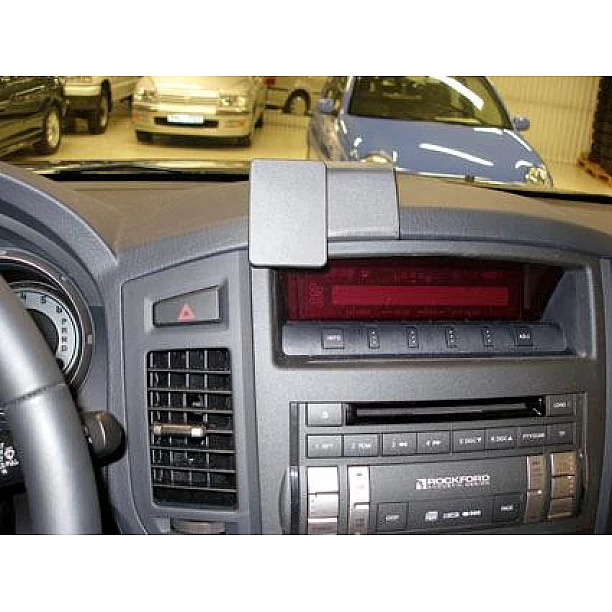 Houder - Brodit ProClip - Mitsubishi Pajero 2007-2019 Center mount