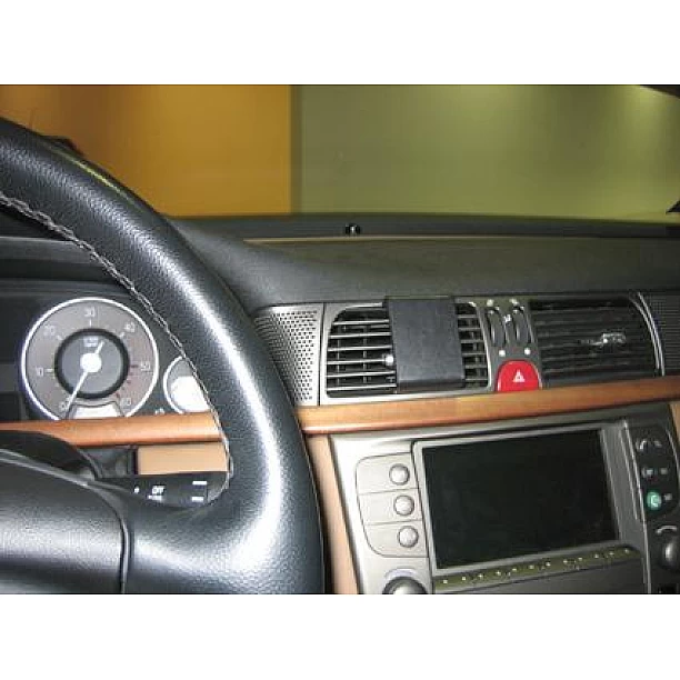 Houder - Brodit ProClip - Lancia Thesis 2002-2009 Center mount Houder - Brodit ProClip - Lancia Thesis 2002-2009 Center mount