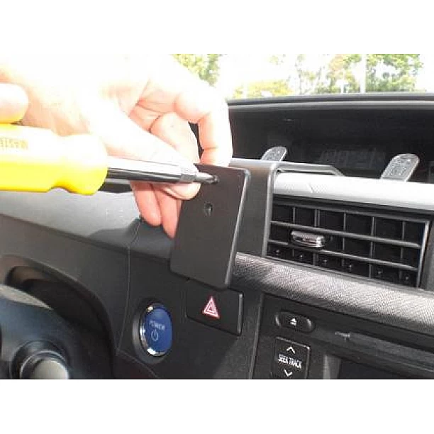 Houder - Brodit ProClip - Toyota Prius c 2012-2017 Center mount Houder - Brodit ProClip - Toyota Prius c 2012-2017 Center mount