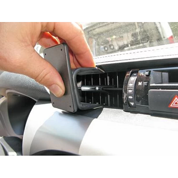 Houder - Brodit ProClip - Toyota HiLux 2016-> Center mount Houder - Brodit ProClip - Toyota HiLux 2016-> Center mount