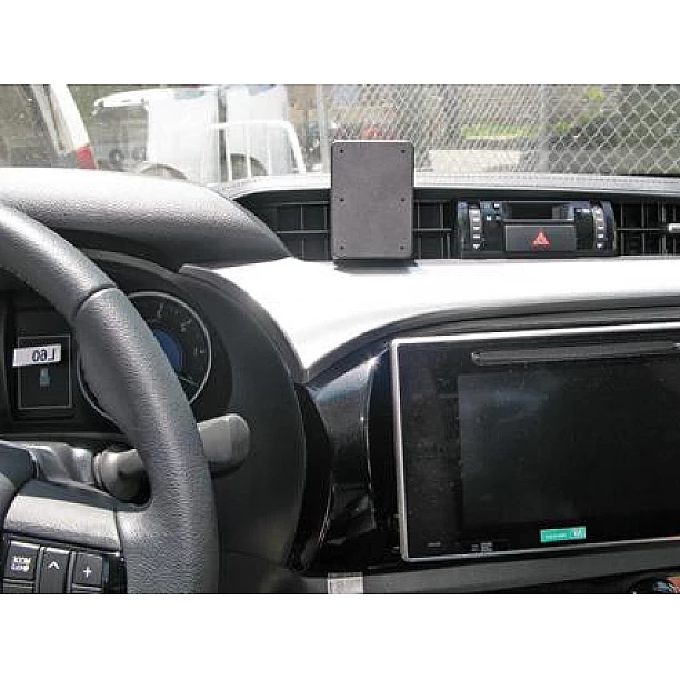 Houder - Brodit ProClip - Toyota HiLux 2016-> Center mount Houder - Brodit ProClip - Toyota HiLux 2016-> Center mount