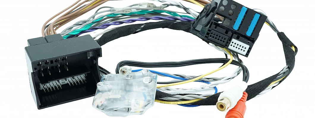 Zo bouw je een versterker in met een hi-lo adapter – eenvoudig uitgelegd