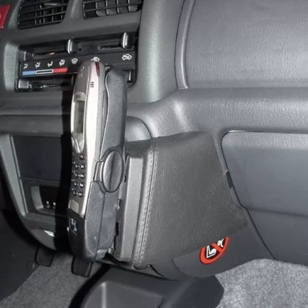 Houder - Kuda Suzuki Jimny 12/2001-03/2005 Kleur: Zwart Houder - Kuda Suzuki Jimny 12/2001-03/2005 Kleur: Zwart