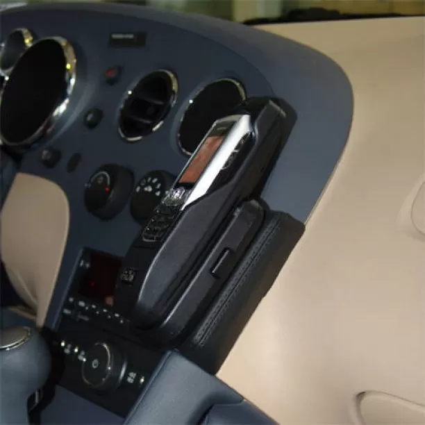 Houder - Kuda Pontiac Solstice 2006-2010 Kleur: Zwart Houder - Kuda Pontiac Solstice 2006-2010 Kleur: Zwart