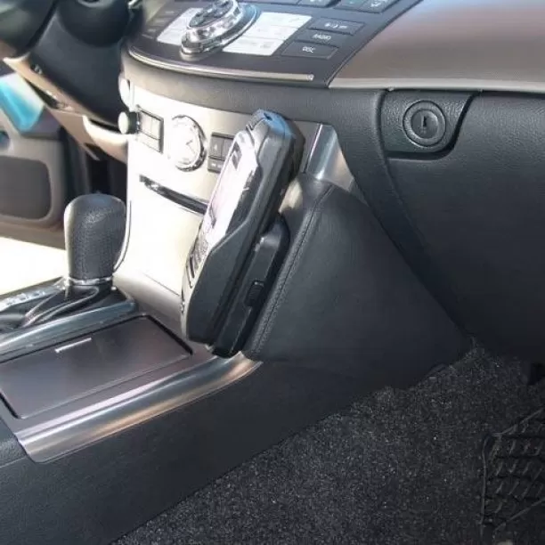 Houder - Kuda Infiniti M-Serie 2006-2010 Kleur: Zwart Houder - Kuda Infiniti M-Serie 2006-2010 Kleur: Zwart