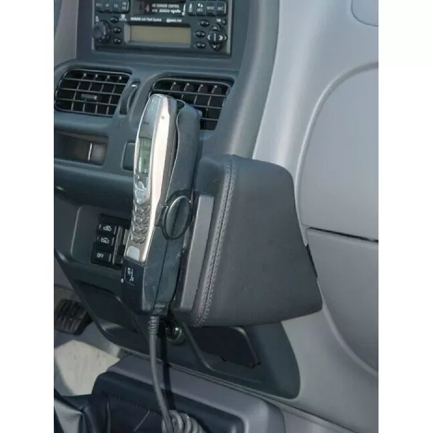 Houder - Kuda Nissan Pick up / Navara 12/1998-07/2005 Kleur: Zwart Houder - Kuda Nissan Pick up / Navara 12/1998-07/2005 Kleur: Zwart