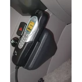 Houder - Kuda Nissan Altima 2002-2006 Kleur: Zwart