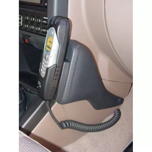 Houder - Kuda Nissan Frontier 2001-2004 Kleur: Zwart Houder - Kuda Nissan Frontier 2001-2004 Kleur: Zwart