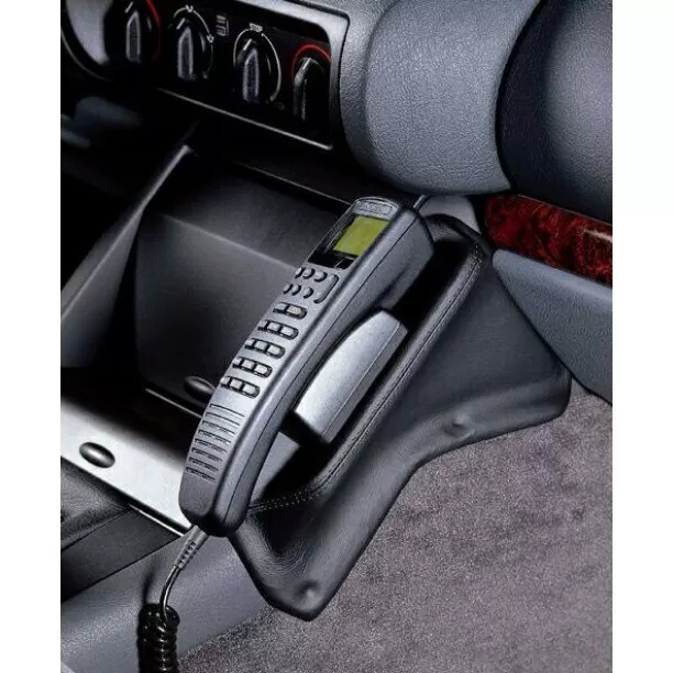 Houder - Kuda Renault Safrane 1993-2001 Kleur: Zwart Houder - Kuda Renault Safrane 1993-2001 Kleur: Zwart