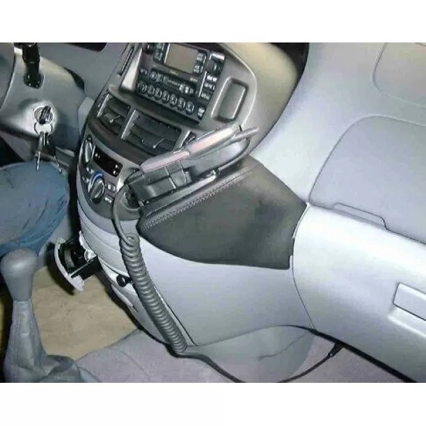 Houder - Kuda Toyota Previa 07/2000-2006 Kleur: Zwart Houder - Kuda Toyota Previa 07/2000-2006 Kleur: Zwart