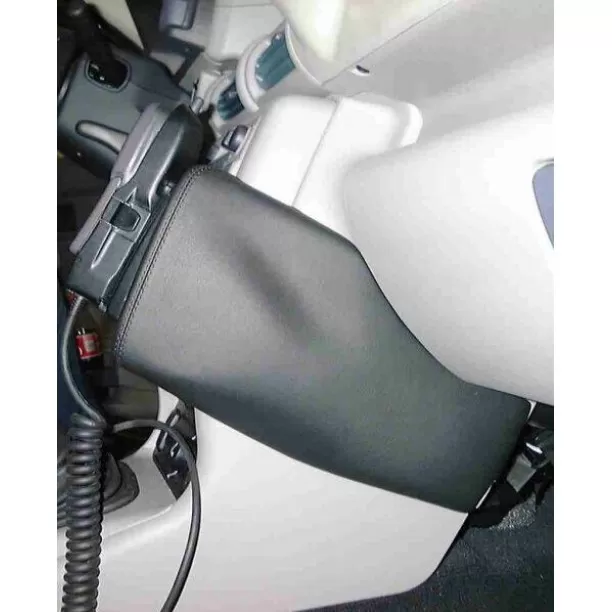 Houder - Kuda Land Rover Freelander 1998-10/2003 Kleur: Zwart Houder - Kuda Land Rover Freelander 1998-10/2003 Kleur: Zwart