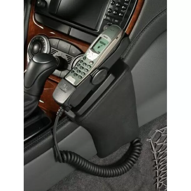 Houder - Kuda Mercedes Benz SL-Klasse (R230) 10/2001-01/2012 Kleur: Zwart Houder - Kuda Mercedes Benz SL-Klasse (R230) 10/2001-01/2012 Kleur: Zwart